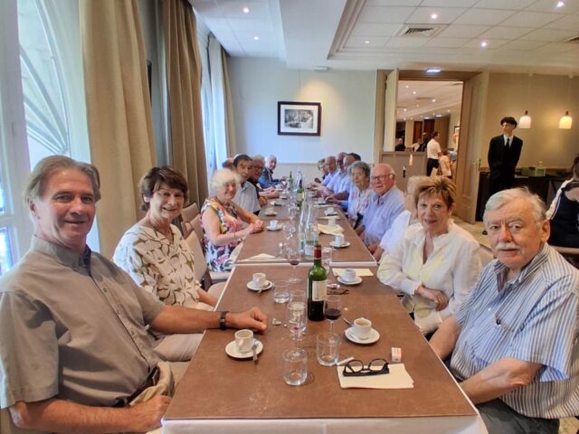 Repas au Cercle Militaire